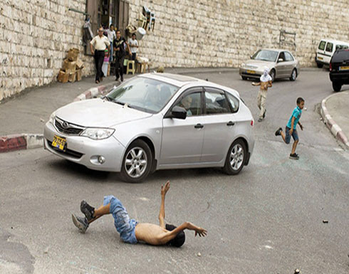مستوطن يدهس طفلة فلسطينية في الضفة المحتلة مستوطن يدهس طفلة فلسطينية في الضفة المحتلة