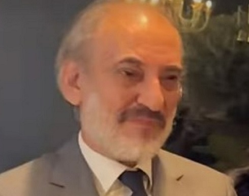 لحظات مؤثرة.. الفنان غسان مسعود يبكي في حفل خطوبة ابنته (فيديو) لحظات مؤثرة.. الفنان غسان مسعود يبكي في حفل خطوبة ابنته (فيديو)