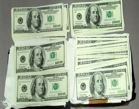 الدولار يبدأ أسبوعا جديدا في مصر.. بتراجع الدولار يبدأ أسبوعا جديدا في مصر.. بتراجع