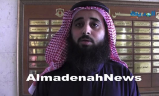 الرياطي يوضح ما حدث معه في اعتصام الخميس قبالة النواب الرياطي يوضح ما حدث معه في اعتصام الخميس قبالة النواب