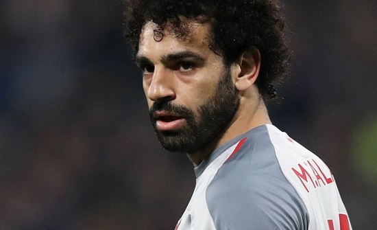 بعد عدم استطاعته الخروج لأداء صلاة العيد.. محمد صلاح: ” دا ملوش علاقة بالحب”