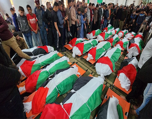 تشييع جثامين 21 فلسطينيا لقوا حتفهم في حريق منزل بمخيم جباليا .. بالفيديو تشييع جثامين 21 فلسطينيا لقوا حتفهم في حريق منزل بمخيم جباليا .. بالفيديو