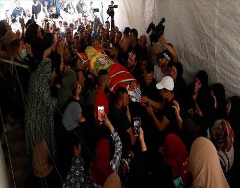 شاهد : تشييع جثمان فتى فلسطيني قتله الجيش الإسرائيلي في الضفة شاهد : تشييع جثمان فتى فلسطيني قتله الجيش الإسرائيلي في الضفة