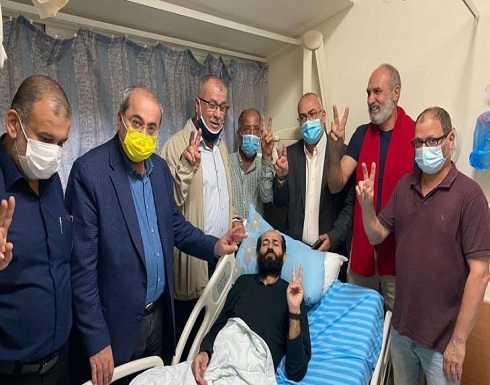 بعد 103 أيام من الإضراب عن الطعام.. إرادة الأسير ماهر الأخرس تنتصر على السجّان – (صور) بعد 103 أيام من الإضراب عن الطعام.. إرادة الأسير ماهر الأخرس تنتصر على السجّان – (صور)