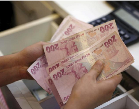 الليرة التركية تهبط لمستوى قياسي بعد إعلان أمريكا مراجعة إعفاءات جمركية الليرة التركية تهبط لمستوى قياسي بعد إعلان أمريكا مراجعة إعفاءات جمركية