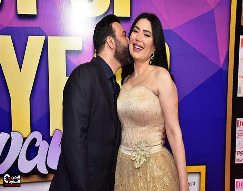 بالفيديو : عبير صبري تتبادل “القبلات الحارة” مع زوجها بالفيديو : عبير صبري تتبادل “القبلات الحارة” مع زوجها