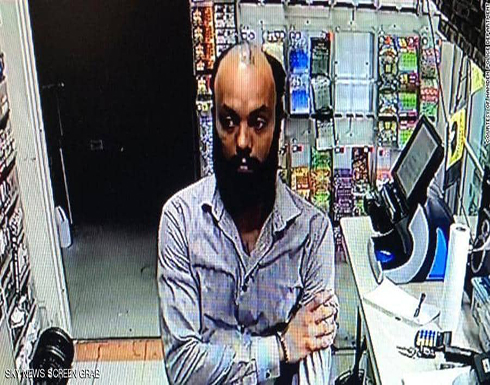 يسرق الآلاف بأول يوم عمل.. و"يمحو هويته" بحركة بارعة يسرق الآلاف بأول يوم عمل.. و"يمحو هويته" بحركة بارعة