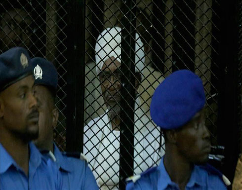 السودان.. وقفة بالخرطوم للمطالبة بتسليم البشير إلى "الجنائية الدولية" السودان.. وقفة بالخرطوم للمطالبة بتسليم البشير إلى "الجنائية الدولية"