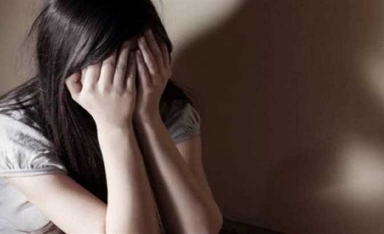 المغرب : 3 تلاميذ يبتزون قاصر بصور عارية المغرب : 3 تلاميذ يبتزون قاصر بصور عارية