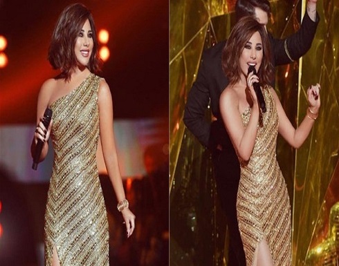 مصور نجوى كرم يعلق على اختفاء "ركبتها" في ذا فويس : "ما انتبهت" .. شاهد مصور نجوى كرم يعلق على اختفاء "ركبتها" في ذا فويس : "ما انتبهت" .. شاهد