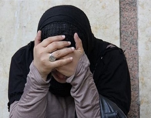 الكويت : شاب يتسلل لغرفة فتاة قاصر ويضاجعها بالإكراه الكويت : شاب يتسلل لغرفة فتاة قاصر ويضاجعها بالإكراه