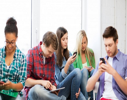 خمس مشكلات صحية تسببها الهواتف الذكية خمس مشكلات صحية تسببها الهواتف الذكية