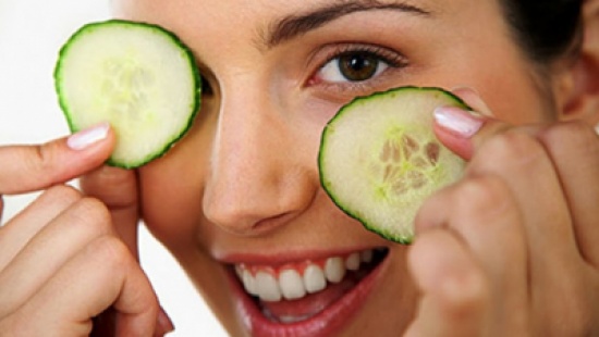 علاج إنتفاخ العيون في الصباح