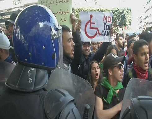 الجزائر.. استقالات لبرلمانيين وأعضاء بالحزب الحاكم الجزائر.. استقالات لبرلمانيين وأعضاء بالحزب الحاكم