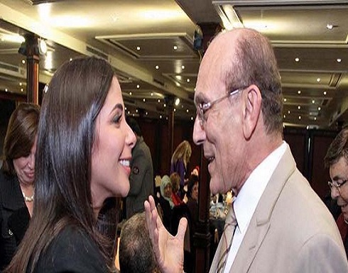 محمد صبحي يذكّر منى زكي بماضيها .. شاهد قبل 29 عاما محمد صبحي يذكّر منى زكي بماضيها .. شاهد قبل 29 عاما