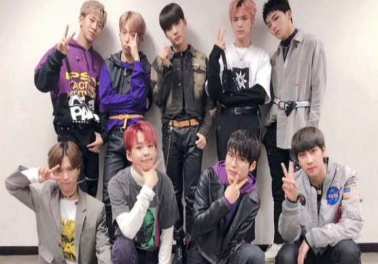 ما سبب طرد الفرقة الكورية D-Crunch من الكويت؟