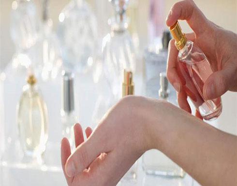 أفضل 5 أماكن لوضع العطر منها السرة أفضل 5 أماكن لوضع العطر منها السرة