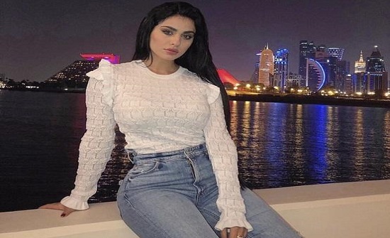 شاهد.. الدكتورة يومي ترد على شاب عرض عليها مليوني ريال وسيارة فارهة للزواج منه شاهد.. الدكتورة يومي ترد على شاب عرض عليها مليوني ريال وسيارة فارهة للزواج منه