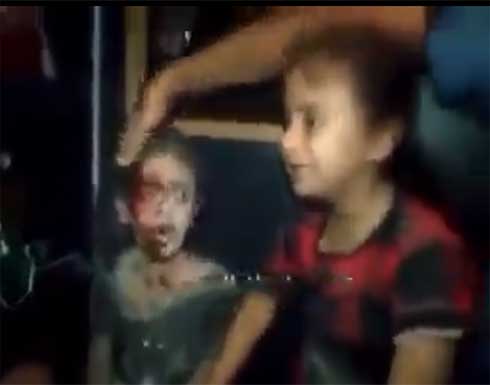 إصابة عدد من الأطفال في غارة إسرائيلية على منزل برفح .. بالفيديو إصابة عدد من الأطفال في غارة إسرائيلية على منزل برفح .. بالفيديو