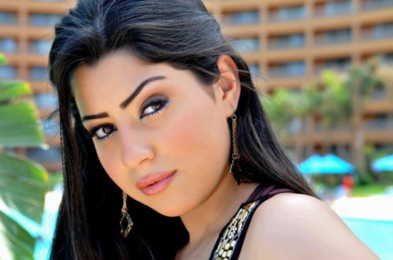 أيتن عامر بـ رد صادم على سؤال: “ماذا لو تزوّج زوجك عليك؟” أيتن عامر بـ رد صادم على سؤال: “ماذا لو تزوّج زوجك عليك؟”