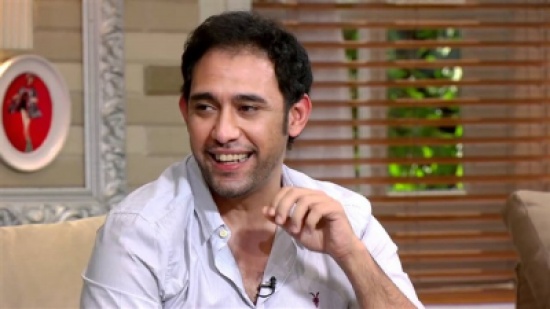 "عمرو مصطفى": أخلاقي لا تسمح لي أن أفعل هذا الأمر مع "شيرين" "عمرو مصطفى": أخلاقي لا تسمح لي أن أفعل هذا الأمر مع "شيرين"