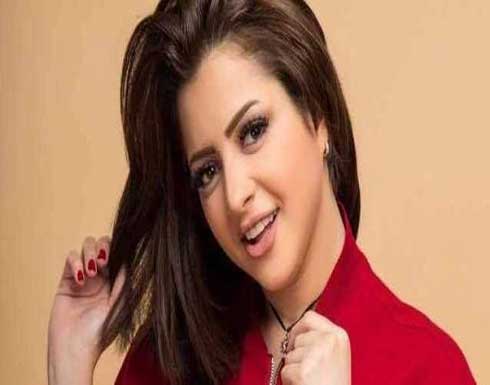 بطلة الافلام المخلة تهنئ متابعيها بحلول شهر رمضان بـ”الحجاب” بطلة الافلام المخلة تهنئ متابعيها بحلول شهر رمضان بـ”الحجاب”