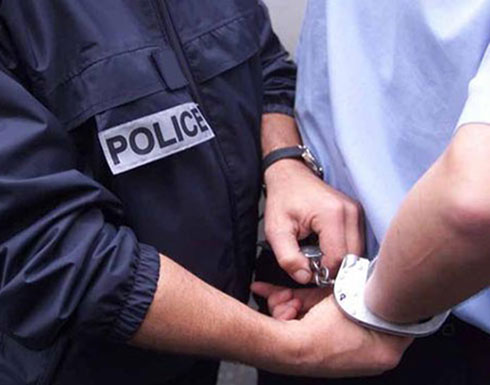 بحث جنائي معان يلقي القبض على شخص مطلوب بـ 17 طلبا أمنيا بحث جنائي معان يلقي القبض على شخص مطلوب بـ 17 طلبا أمنيا