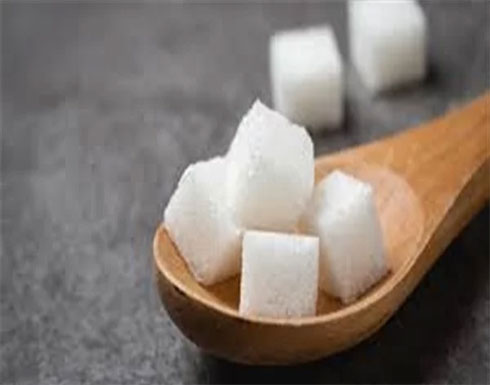 يصيب بأمراض القلب.. نوع من السكر خطر على صحة طفلك يصيب بأمراض القلب.. نوع من السكر خطر على صحة طفلك