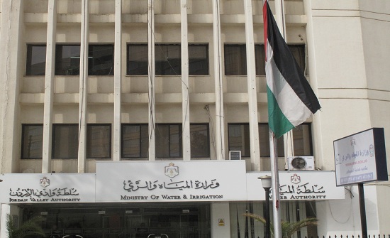 وزير المياه الأردني : لا نية لرفع سعر المياه وزير المياه الأردني : لا نية لرفع سعر المياه