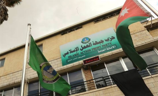خلال سلامه على الملك : العضايلة يطلب اخلاء المعتقلين قبل العيد خلال سلامه على الملك : العضايلة يطلب اخلاء المعتقلين قبل العيد