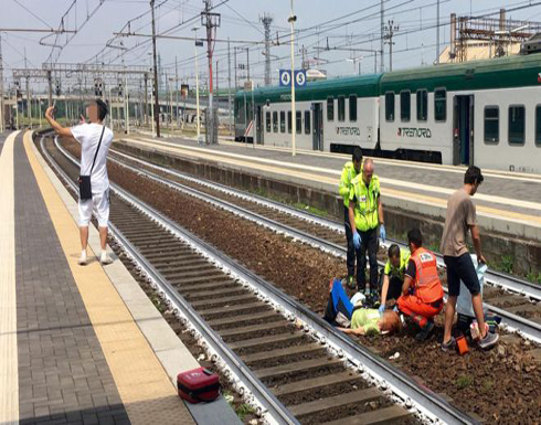 بالفيديو: قصة الصورة السيلفي التي أثارت غضب الإيطاليين بالفيديو: قصة الصورة السيلفي التي أثارت غضب الإيطاليين
