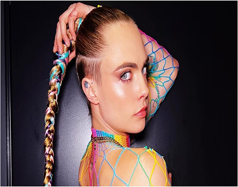 بعد صورتها الكارثية.. كارا ديليفين تعلن علاجها من الإدمان