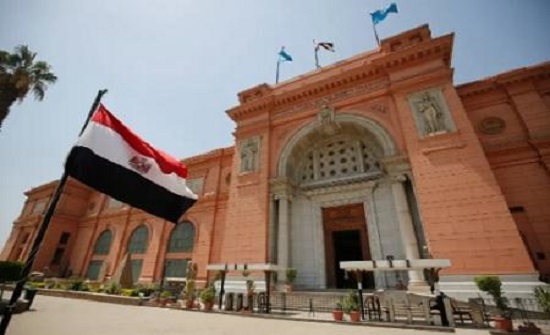 فتاة مصرية قاصر تنجب طفلة من والدها بالإكراه! فتاة مصرية قاصر تنجب طفلة من والدها بالإكراه!