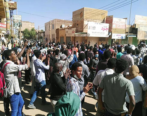 السودان.. مقتل متظاهر وإصابة آخرين بالرصاص في أم درمان السودان.. مقتل متظاهر وإصابة آخرين بالرصاص في أم درمان