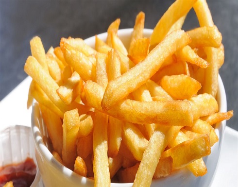 بينها البطاطا المقلية.. على مريض السكري تجنّب هذه المأكولات بالمطاعم! بينها البطاطا المقلية.. على مريض السكري تجنّب هذه المأكولات بالمطاعم!