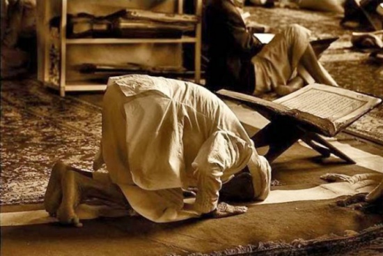 ما سبب عدم قبول الصلاة؟!