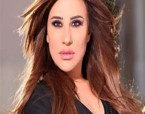شاهد : بفستان أبيض منقوش .. نجوى كرم تبرز رشاقتها شاهد : بفستان أبيض منقوش .. نجوى كرم تبرز رشاقتها