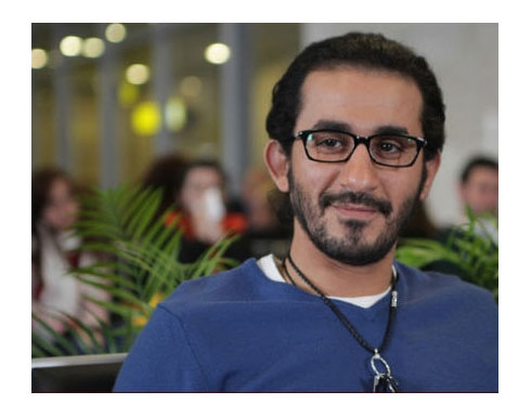 أحمد حلمي يظهر بشخصية الجد لـ"خيال مآته" أحمد حلمي يظهر بشخصية الجد لـ"خيال مآته"