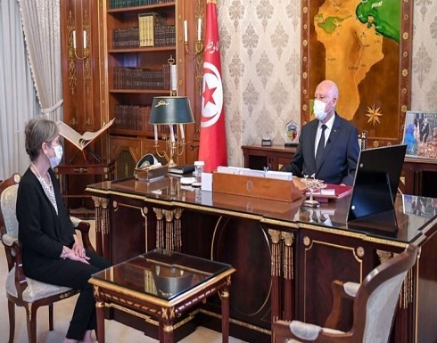 مستشار الغنوشي: تكليف بودن برئاسة الحكومة لن يجمل انقلاب الرئيس سعيد مستشار الغنوشي: تكليف بودن برئاسة الحكومة لن يجمل انقلاب الرئيس سعيد