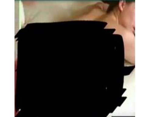 تسريب يهز مدينة عربية.. مستشار عاري داخل القاعة ومارس الخطيئة مع فتاة تسريب يهز مدينة عربية.. مستشار عاري داخل القاعة ومارس الخطيئة مع فتاة