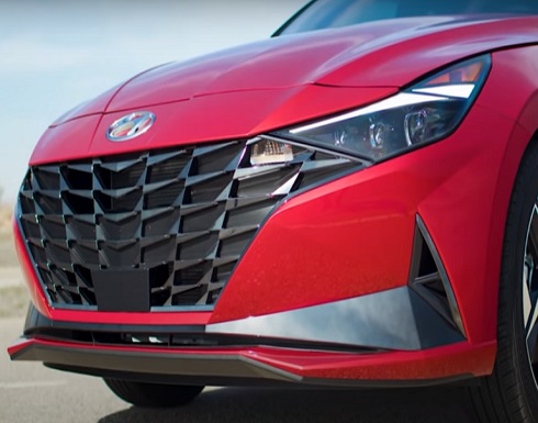 Elantra الجديدة من هيونداي تصل أكبر الأسواق العالمية Elantra الجديدة من هيونداي تصل أكبر الأسواق العالمية