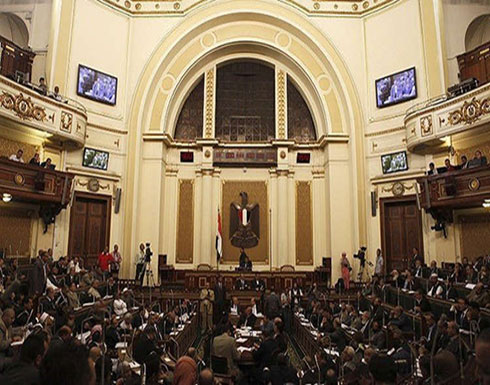 برلماني مصري يغير موقفه بعد اعتراضه على تعديل الدستور برلماني مصري يغير موقفه بعد اعتراضه على تعديل الدستور