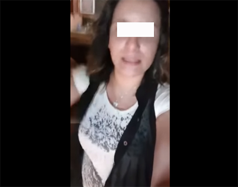 مصرية بالفيديو تثير ضجة بنشر تفاصيل مأساة الاعتداء عليها من خاليها مصرية بالفيديو تثير ضجة بنشر تفاصيل مأساة الاعتداء عليها من خاليها
