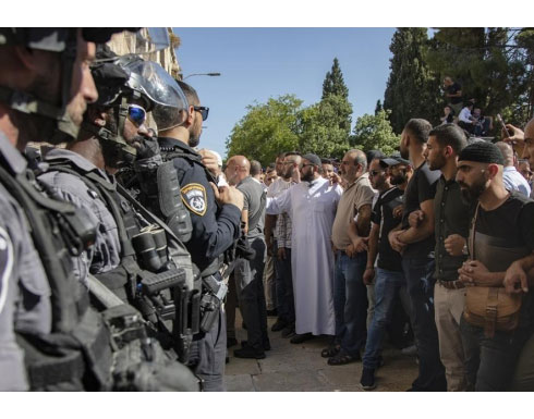 وزير اسرائيلي : ضاعفنا عدد المقتحمين للأقصى ثلاثة أضعاف والقرار سياسي وزير اسرائيلي : ضاعفنا عدد المقتحمين للأقصى ثلاثة أضعاف والقرار سياسي