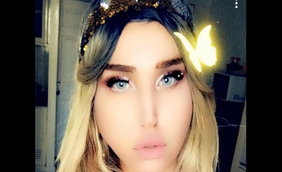 “شاهد” المتحول جاد وهبي تثير الجدل بصورها وهي حامل!