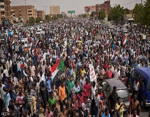 السودان.. ترقب لاحتجاجات الثلاثاء وتحذير من "كورونا الشارع" السودان.. ترقب لاحتجاجات الثلاثاء وتحذير من "كورونا الشارع"