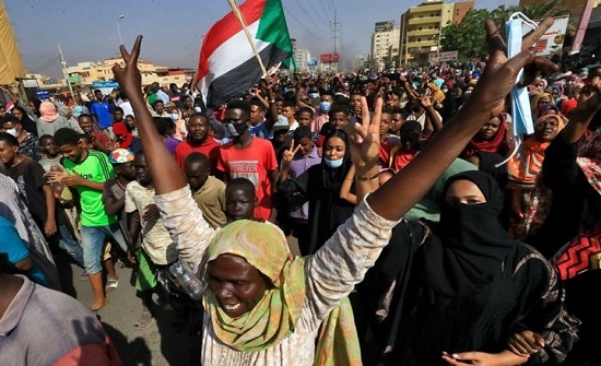 دعوات لوقفات احتجاجية الأربعاء بالسودان والحشد لـ"مليونية" دعوات لوقفات احتجاجية الأربعاء بالسودان والحشد لـ"مليونية"