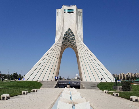 مسؤول إيراني : طهران لا تقبل تقسيم عقوبات واشنطن إلى "عقوبات نووية وغير نووية" مسؤول إيراني : طهران لا تقبل تقسيم عقوبات واشنطن إلى "عقوبات نووية وغير نووية"