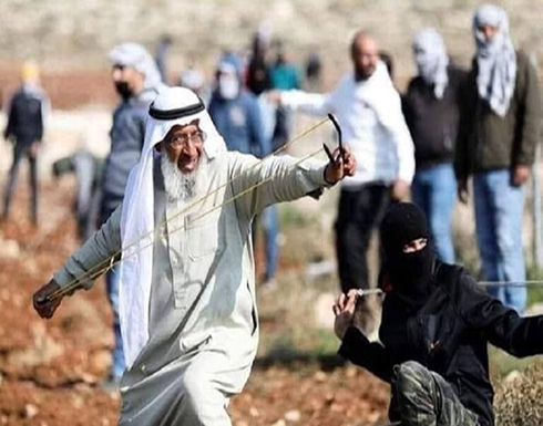 الجيش الإسرائيلي يعتقل المسن الفلسطيني سعيد (فيديو) الجيش الإسرائيلي يعتقل المسن الفلسطيني سعيد (فيديو)