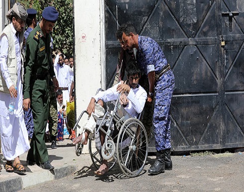 طائرة أممية تقلع من صنعاء الى عمان .. ناقلة مرضى يمنيين طائرة أممية تقلع من صنعاء الى عمان .. ناقلة مرضى يمنيين